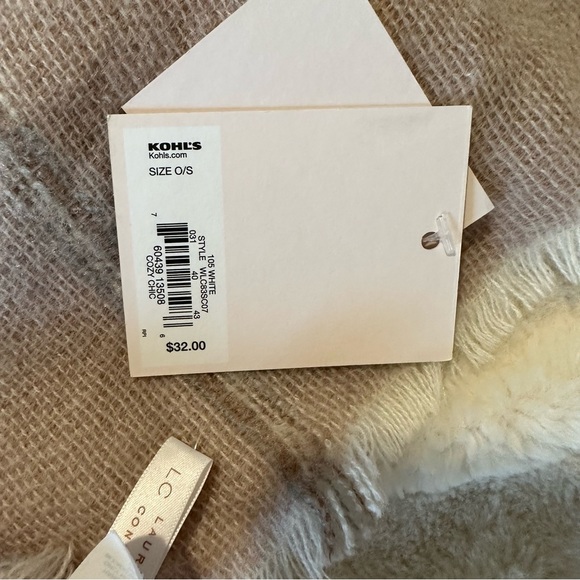 New LC Oversized Blanket Scarf & Wrap - Picture 5 of 6